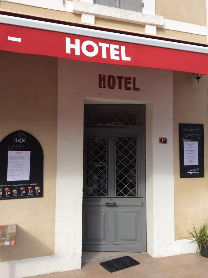 Logis Hotel Du Champ De Foire Saint-Aulaye-Puymangou Zewnętrze zdjęcie